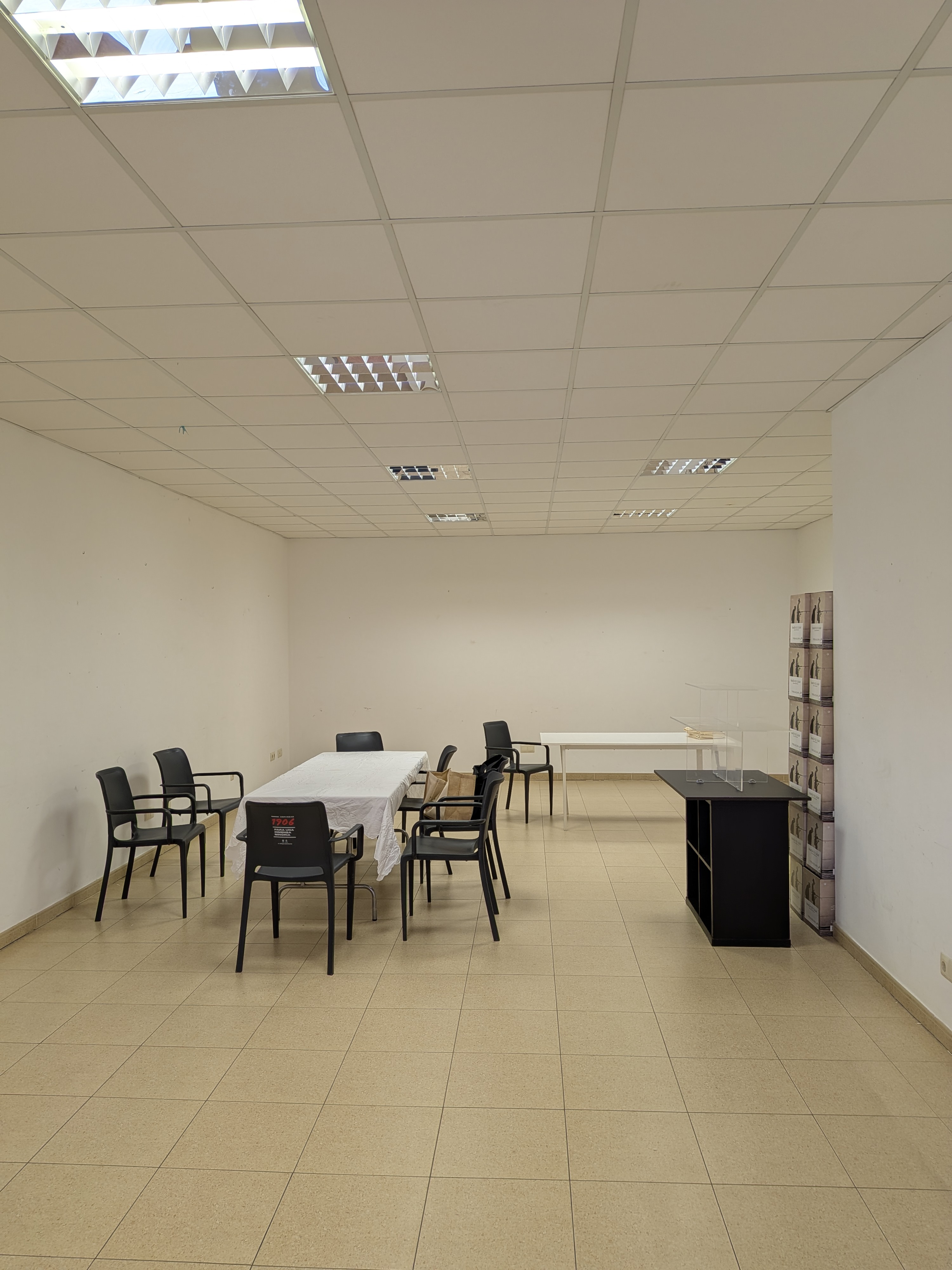Sala principal diáfana